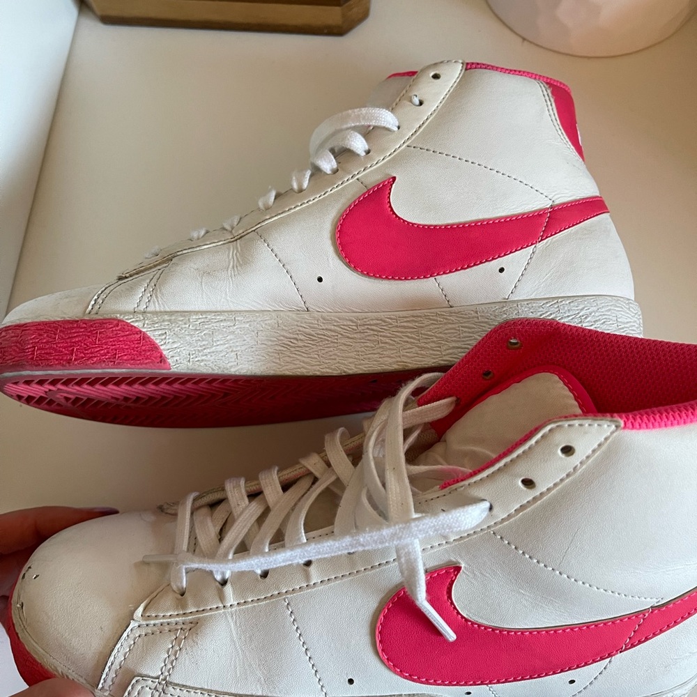 Kids Nike blazers fit a Womens size 7.5